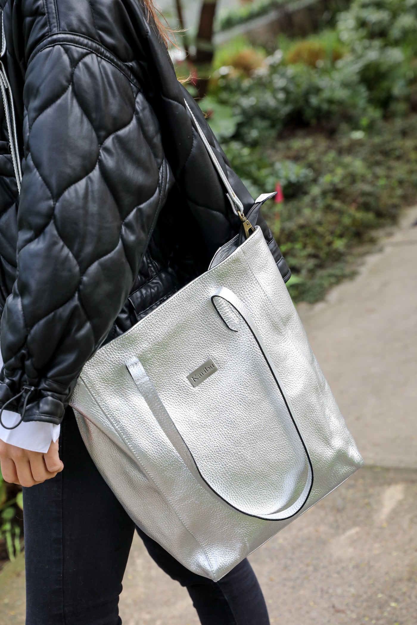 Portefeuille argenté Jacinta