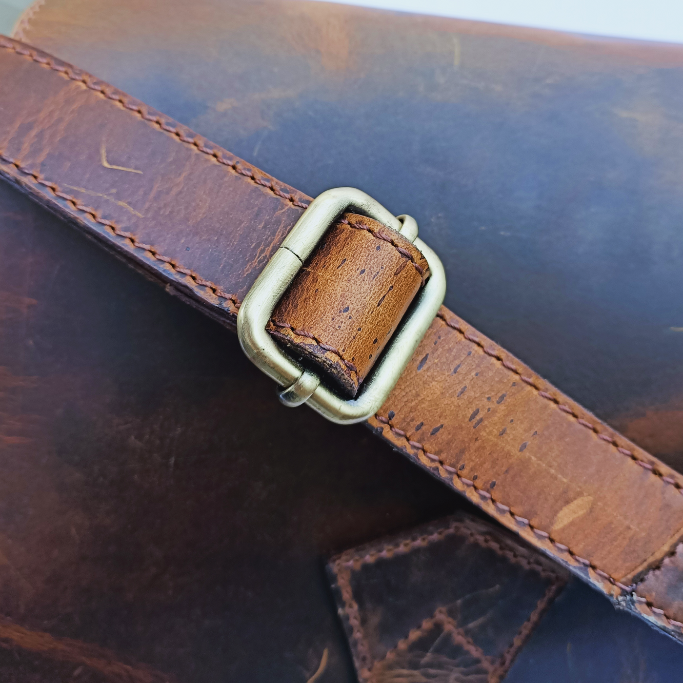 Sac à main en cuir marron chasseur