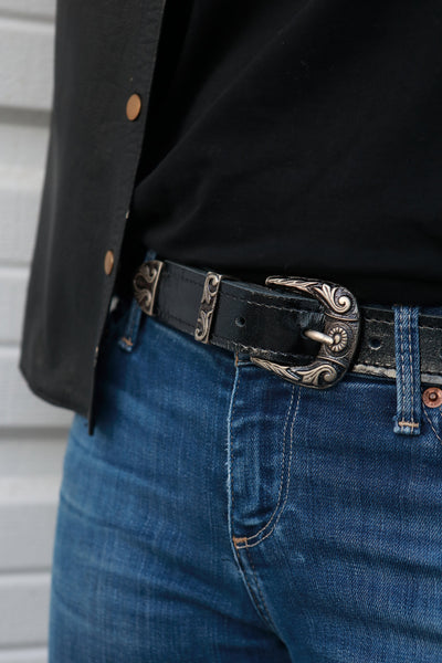 Ceinture en cuir verni noir brillant