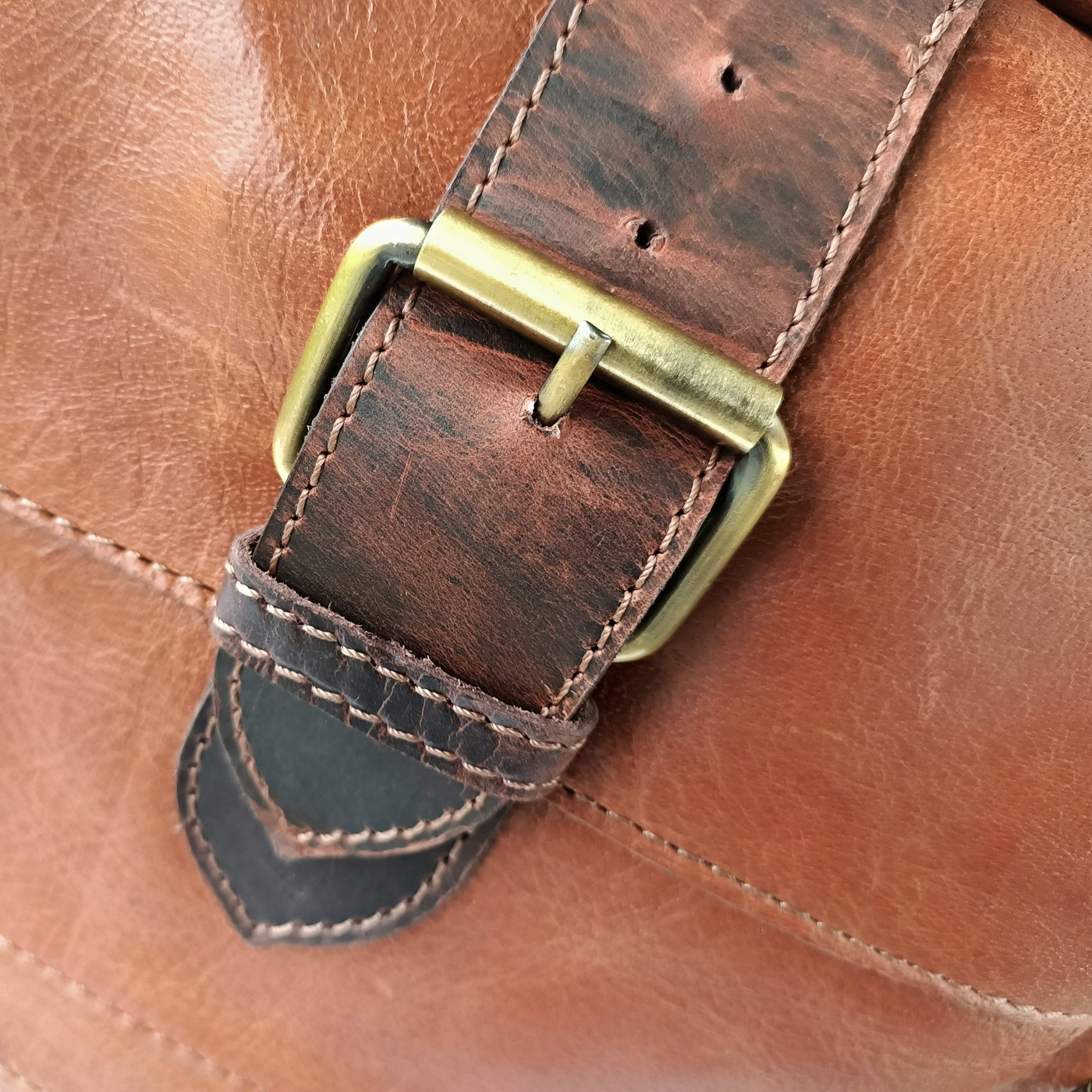 Sac à dos en cuir marron foncé