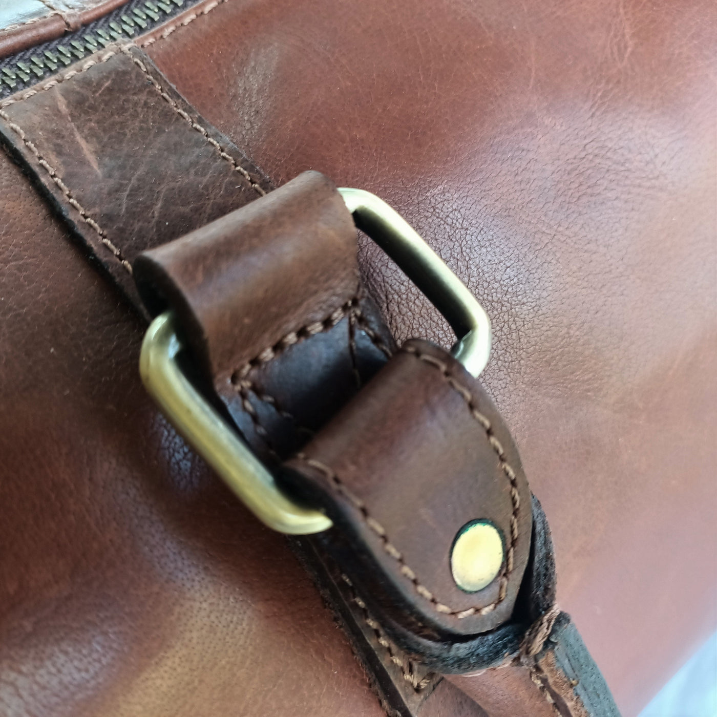 Sac de voyage en cuir marron clair