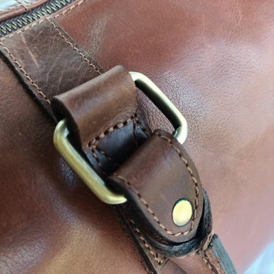 Sac de voyage en cuir marron clair