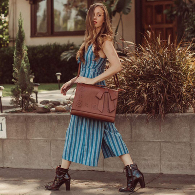 Le sac à nœud élégant de Monika