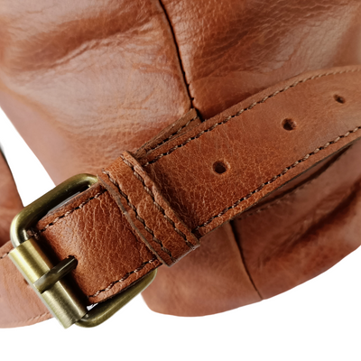 Sac à dos en cuir marron foncé