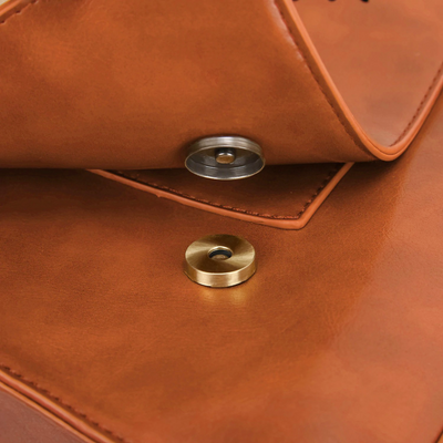 Le sac à nœud élégant de Monika