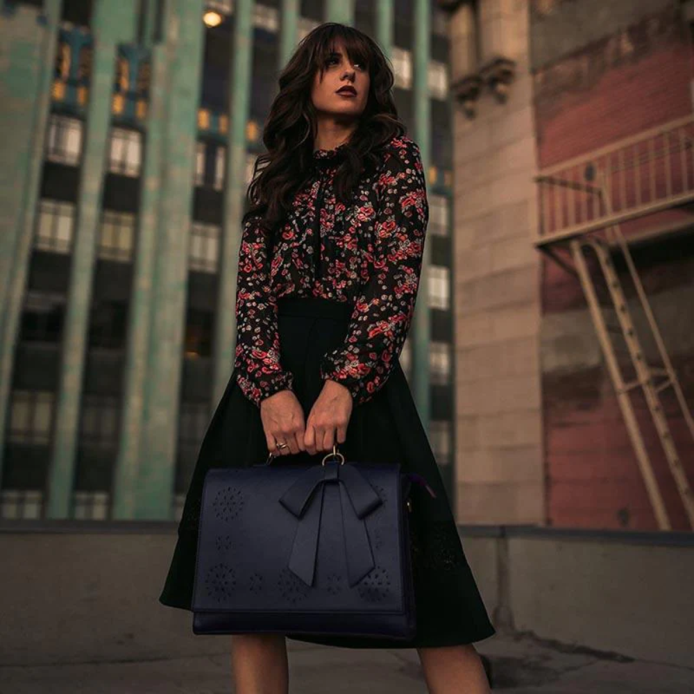 Le sac à nœud élégant de Monika